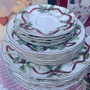 Beautiful Christmas/winter dinning set with two mugs and butter holder.